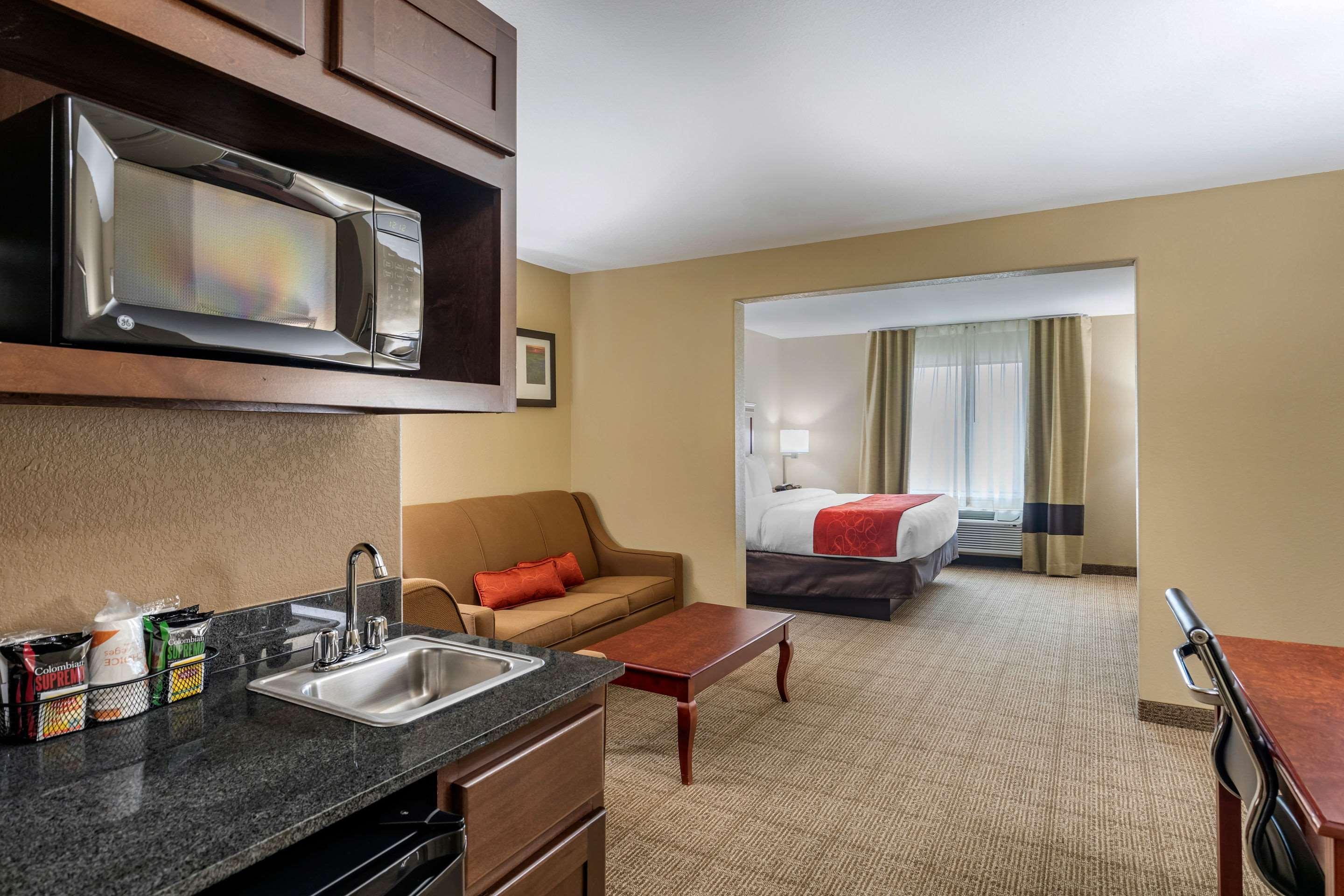 Comfort Suites Ennis Eksteriør billede
