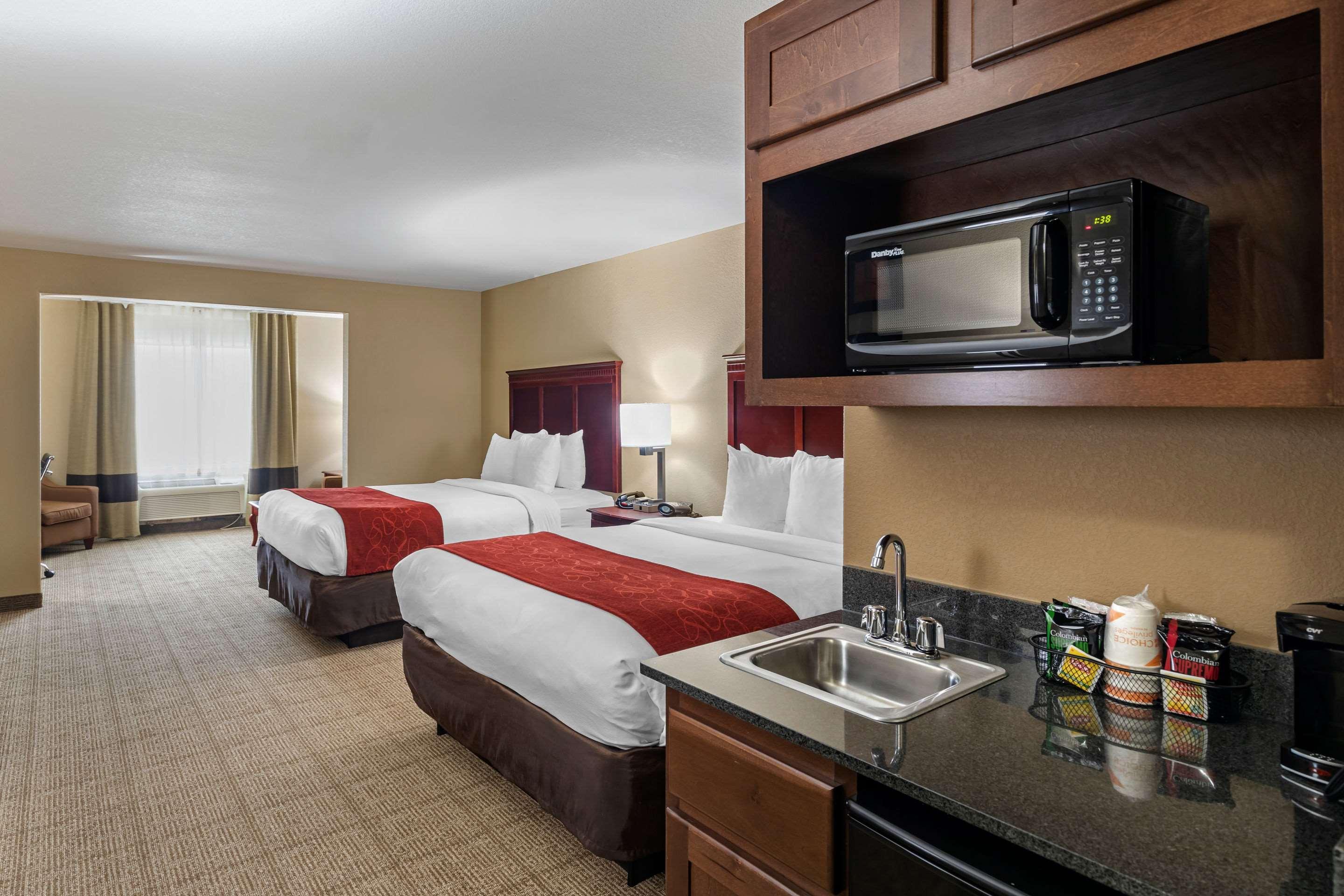 Comfort Suites Ennis Eksteriør billede