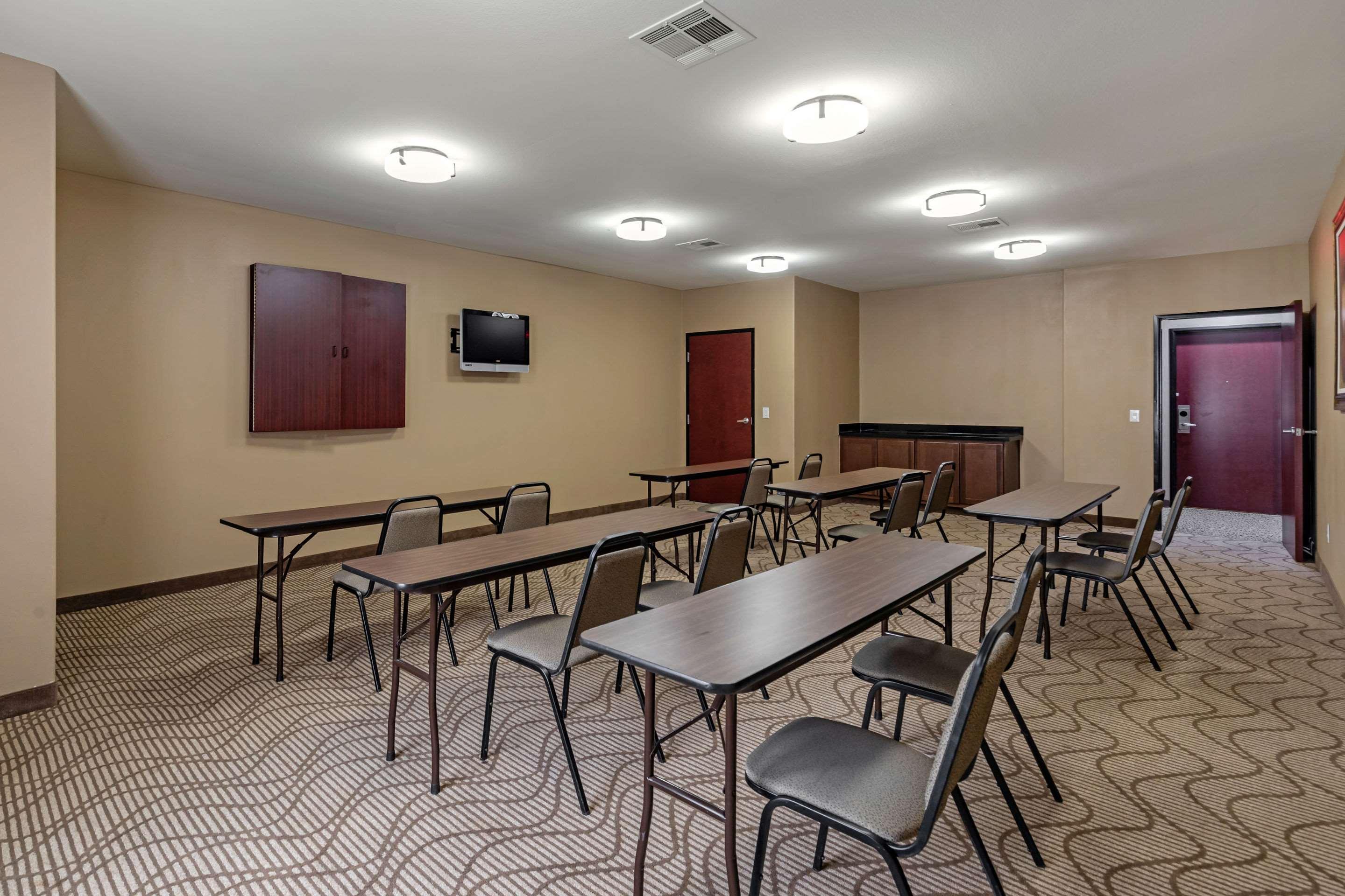 Comfort Suites Ennis Eksteriør billede