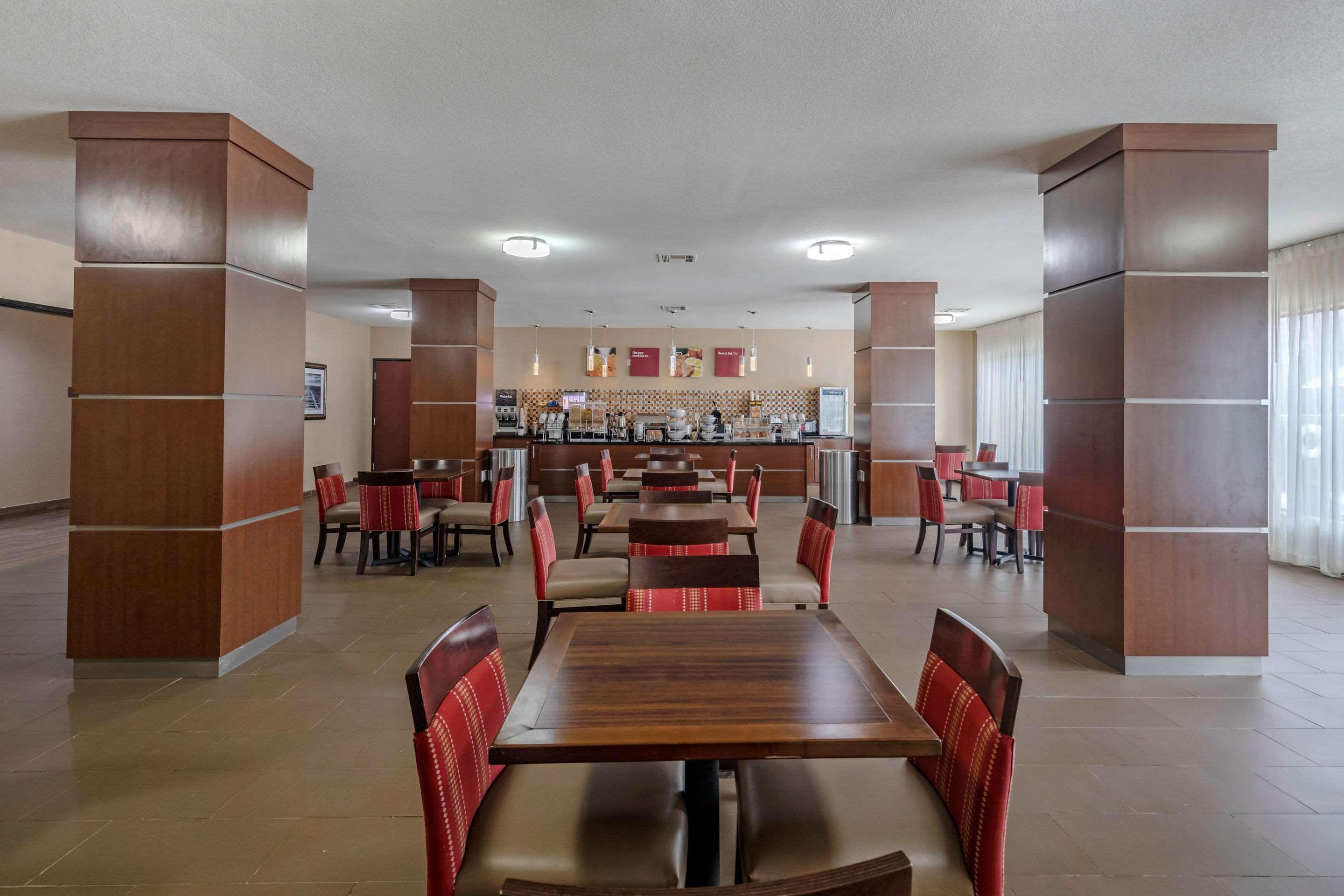 Comfort Suites Ennis Eksteriør billede