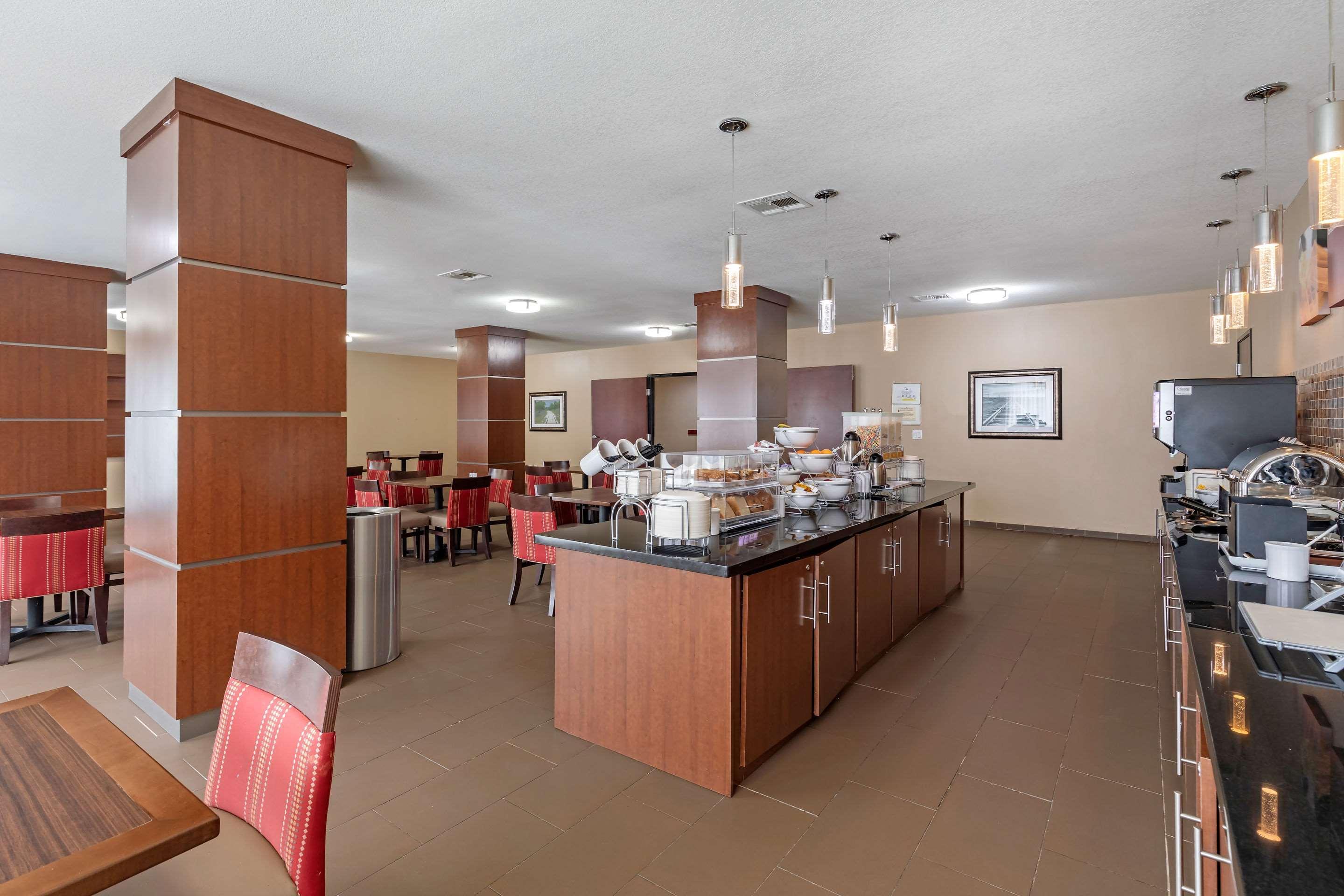 Comfort Suites Ennis Eksteriør billede