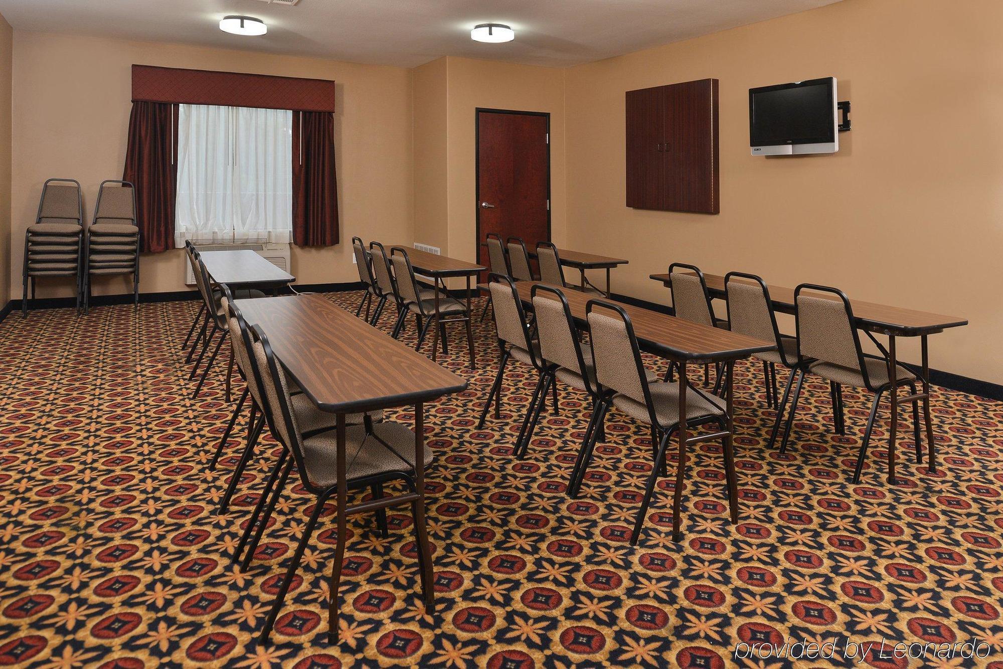 Comfort Suites Ennis Eksteriør billede