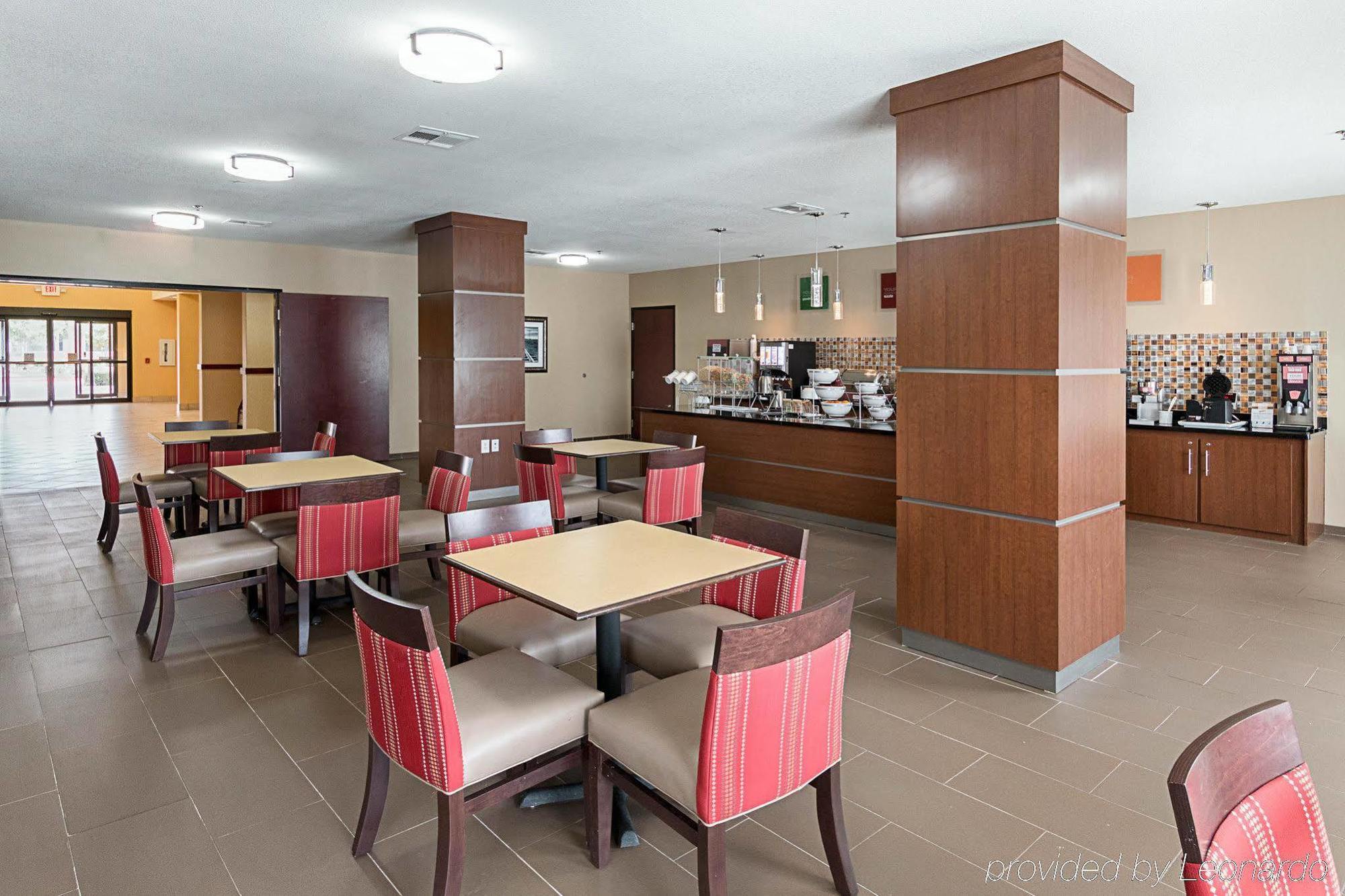 Comfort Suites Ennis Eksteriør billede