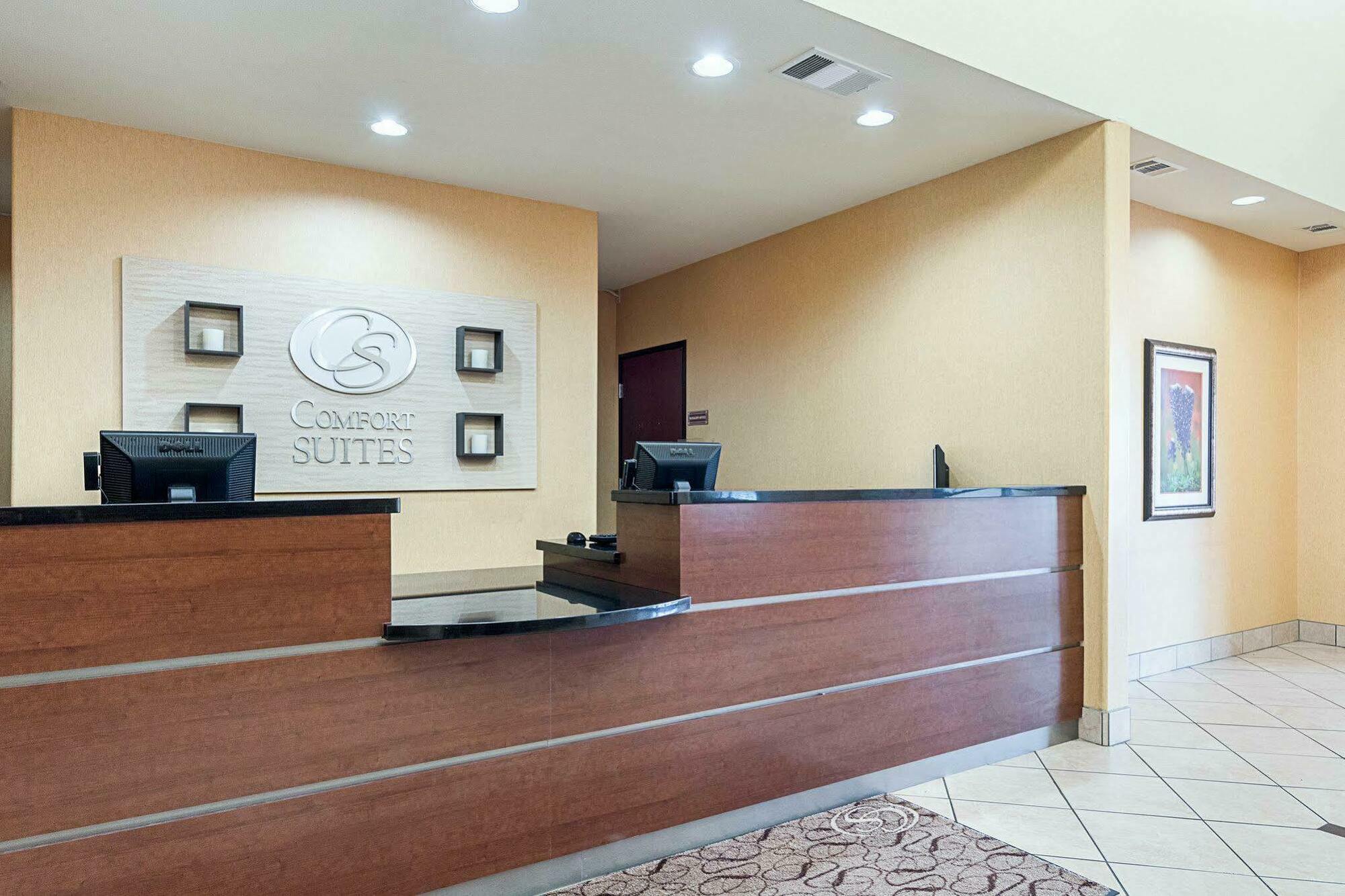 Comfort Suites Ennis Eksteriør billede